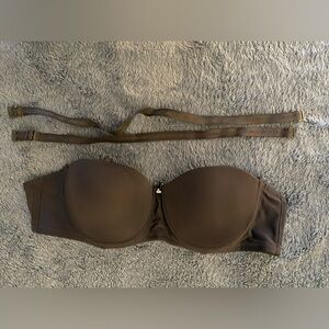 Black bra, European style e size 80 or 36A, strapless almost new condition